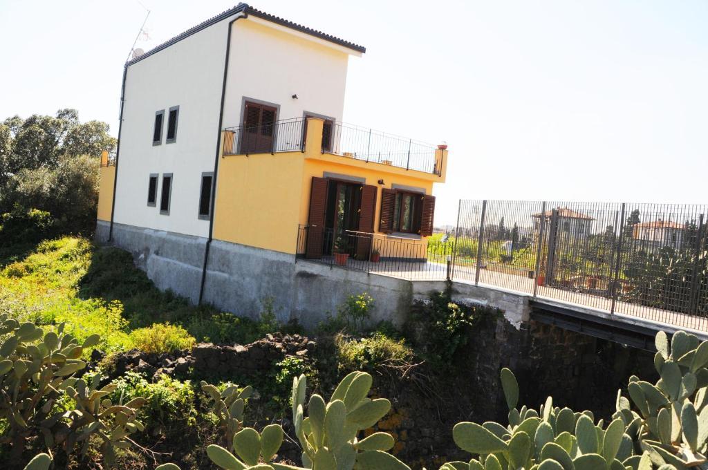La Circumetnea Home คาตาเนีย ภายนอก รูปภาพ